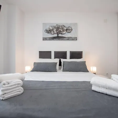 Tomi Ciovo * Трогір