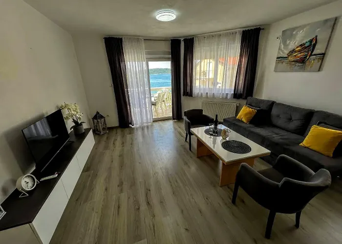 Appartement Tomi Ciovo