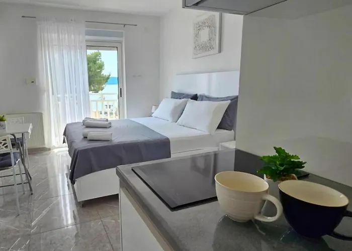 Tomi Ciovo Appartement